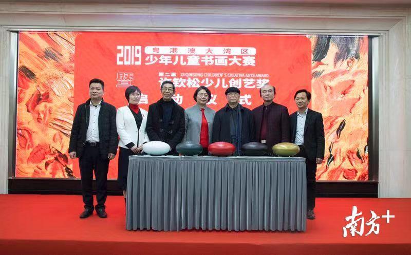 2025新澳門正版免費資本車297，澳門正版免費資本車2025期揭曉
