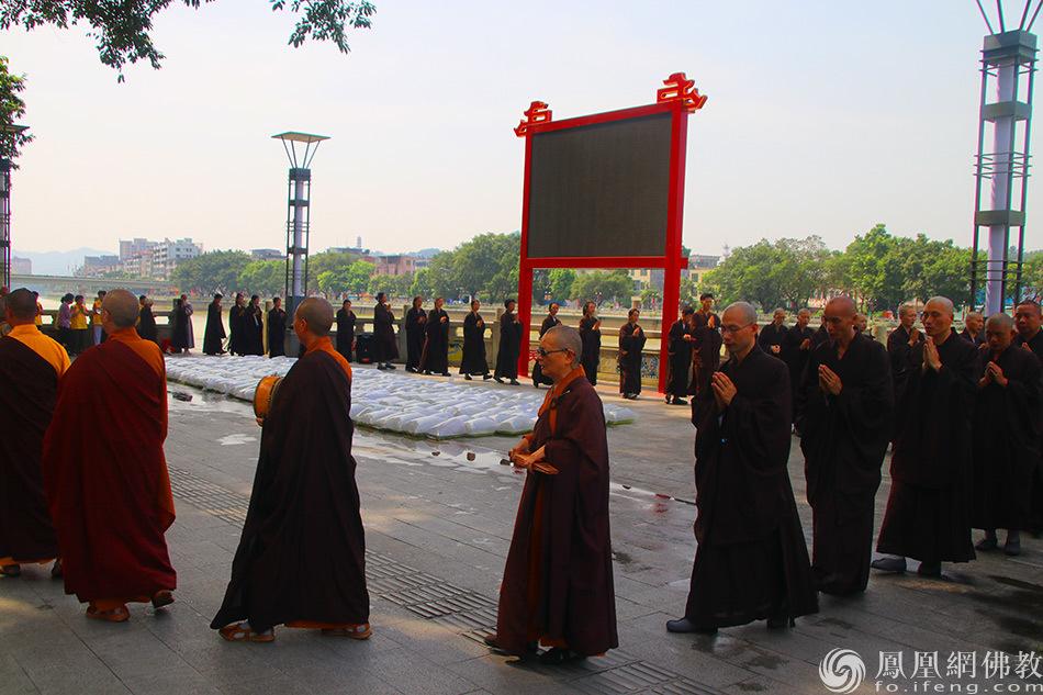 最準(zhǔn)一碼一肖100鳳凰網(wǎng)，最準(zhǔn)一碼一肖預(yù)測揭秘，鳳凰網(wǎng)獨(dú)家報(bào)道