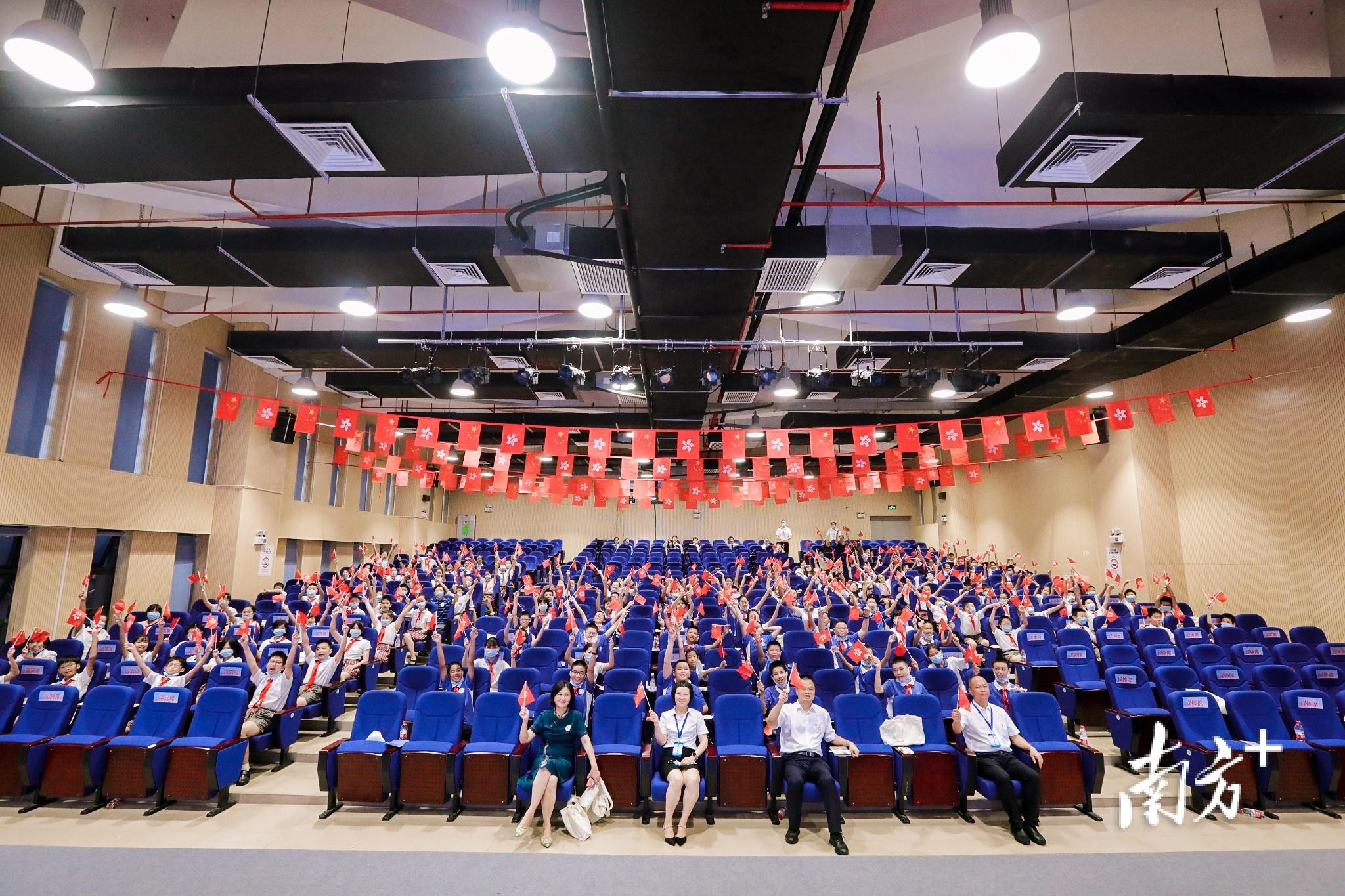 2025年香港正版資料免費大全，香港正版資料免費大全，探索未來的秘密（2025版）